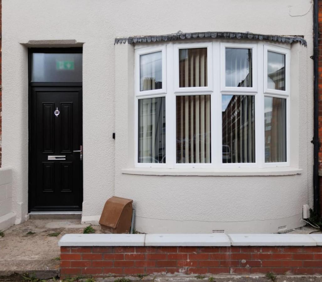 Chic Studio Apartment Central Belfast Sleeps 2. Экстерьер фото