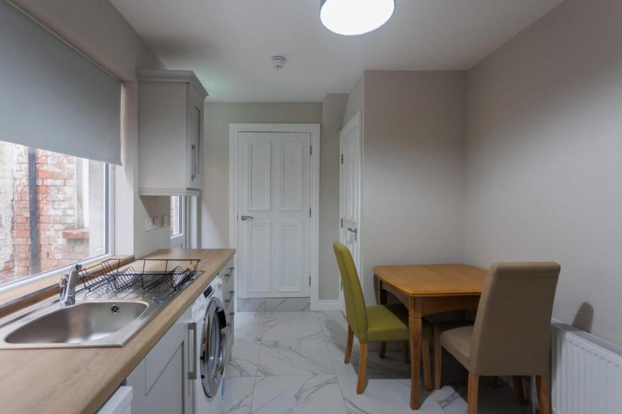 Chic Studio Apartment Central Belfast Sleeps 2. Экстерьер фото
